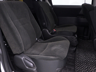 TOYOTA VOXY 2011