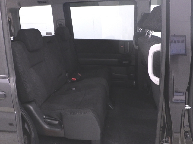 HONDA STEP WAGON 2010