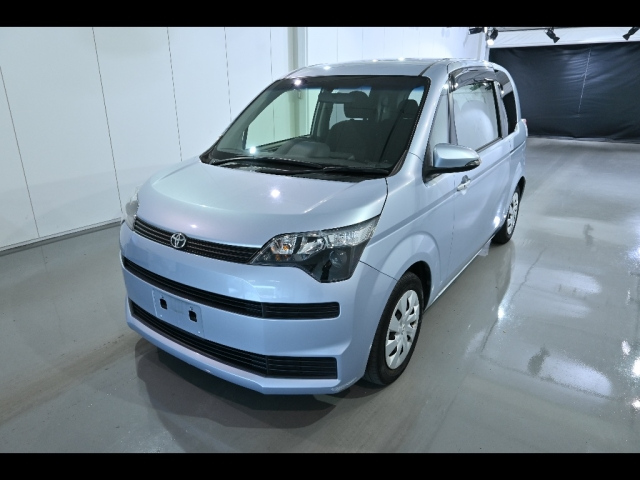TOYOTA SPADE 2014