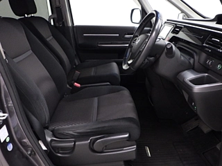 HONDA STEP WAGON 2016