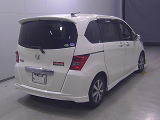 HONDA FREED 2009