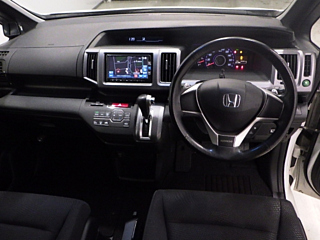 HONDA STEP WAGON 2012