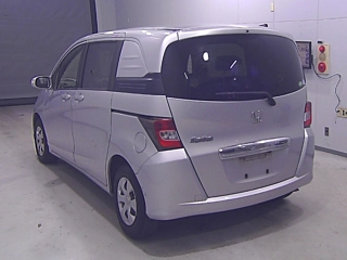HONDA FREED 2013