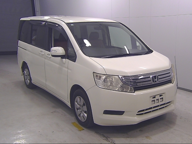 HONDA STEP WAGON 2010