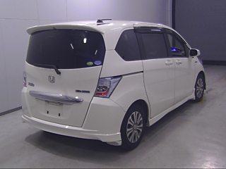 HONDA FREED 2012
