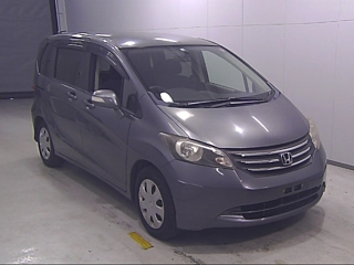 HONDA FREED 2010