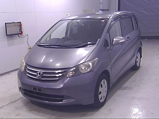 HONDA FREED 2010
