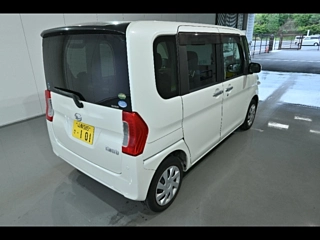 DAIHATSU TANTO 2016