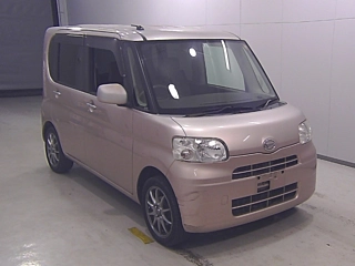 DAIHATSU TANTO 2013