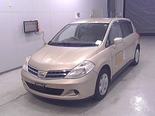 NISSAN TIIDA 2012