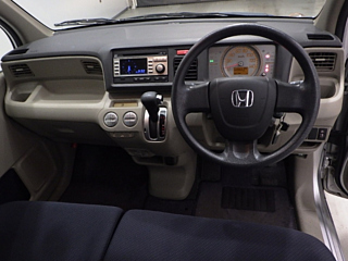 HONDA LIFE 2010