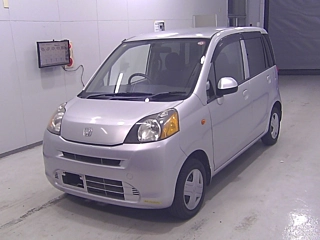 HONDA LIFE 2010