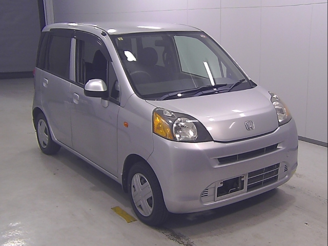 HONDA LIFE 2010