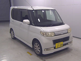 DAIHATSU TANTO 2009