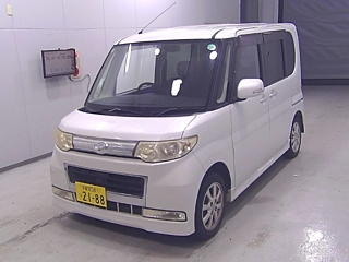 DAIHATSU TANTO 2009
