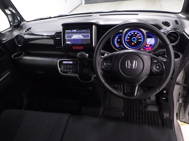 HONDA N BOX PLUS 2013
