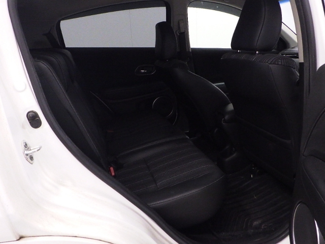 HONDA VEZEL 2016