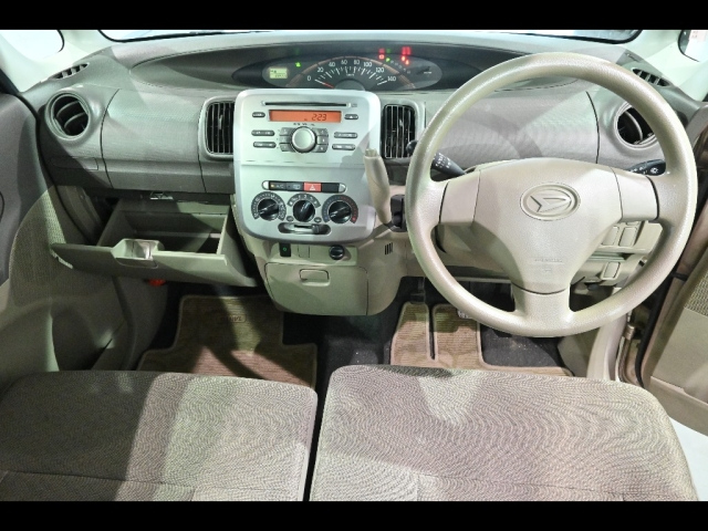 DAIHATSU TANTO 2010