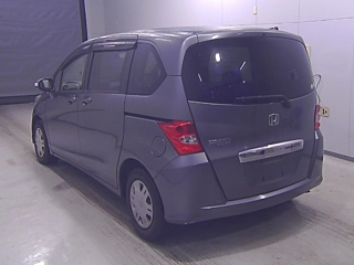HONDA FREED 2010