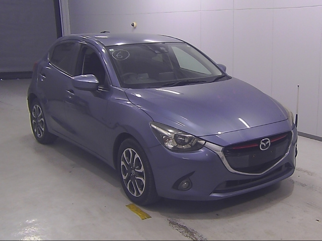MAZDA DEMIO 2015
