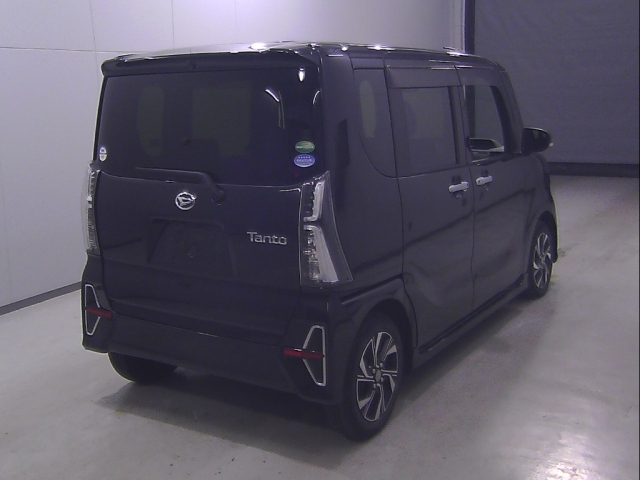 DAIHATSU TANTO 2020