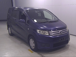 HONDA FREED 2010