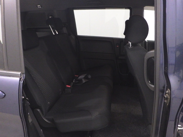 HONDA FREED 2010
