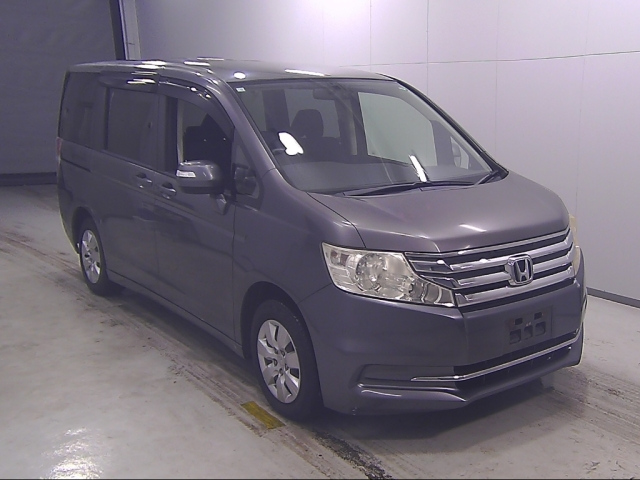 HONDA STEP WAGON 2012