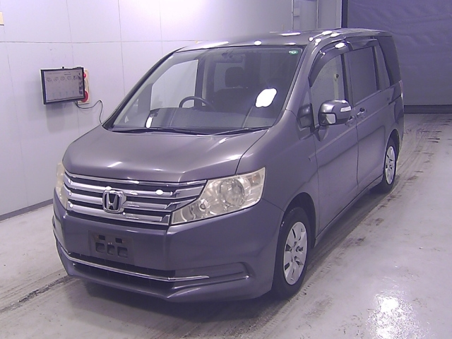 HONDA STEP WAGON 2012