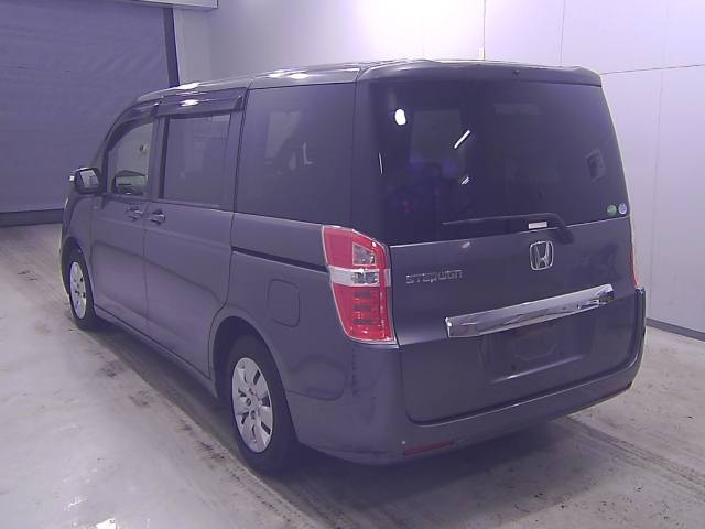 HONDA STEP WAGON 2012