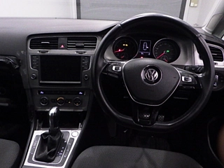 VOLKSWAGEN GOLF 2015