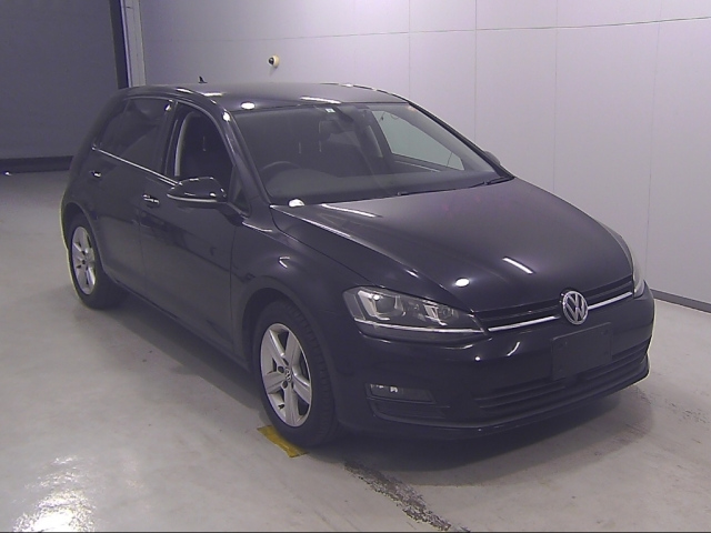 VOLKSWAGEN GOLF 2015