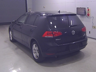 VOLKSWAGEN GOLF 2015