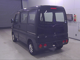 MITSUBISHI MINICAB VAN 2010