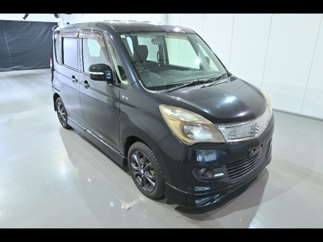 SUZUKI SOLIO 2013