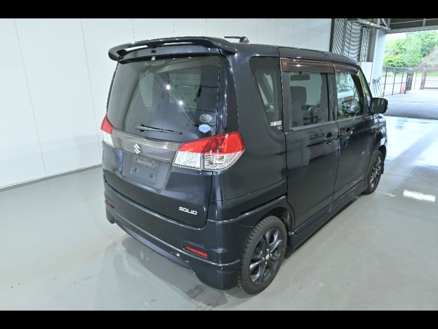 SUZUKI SOLIO 2013