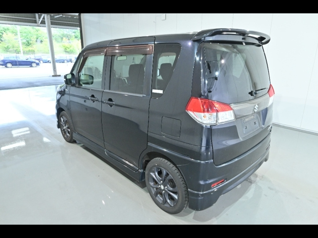 SUZUKI SOLIO 2013