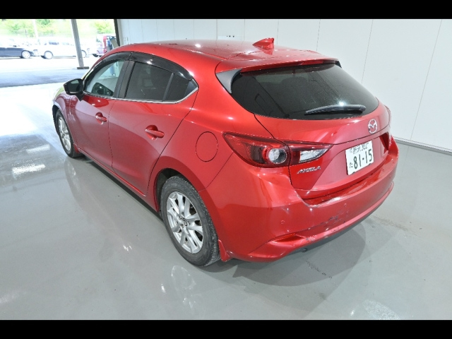 MAZDA AXELA 2017
