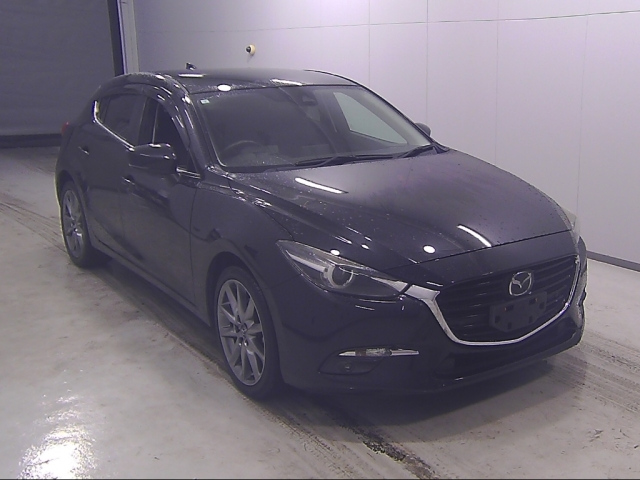 MAZDA AXELA 2017