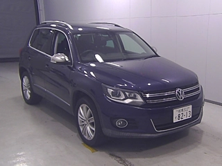 Заказать VOLKSWAGEN TIGUAN
