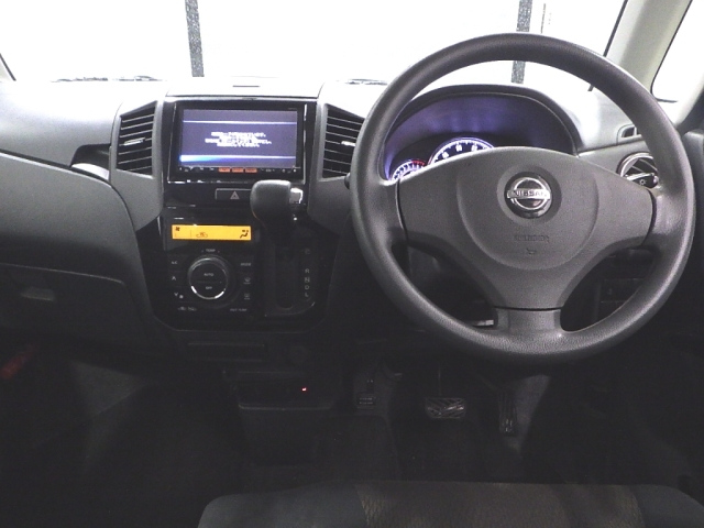 NISSAN ROOX 2012