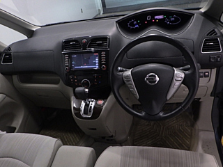 NISSAN SERENA 2011