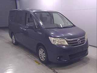NISSAN SERENA 2011