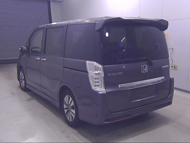 HONDA STEP WAGON 2014