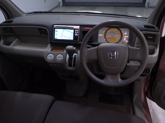 HONDA LIFE 2010