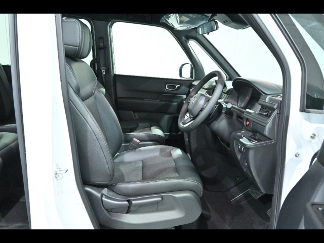 HONDA STEP WAGON 2025