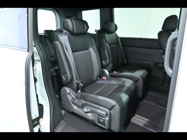 HONDA STEP WAGON 2025