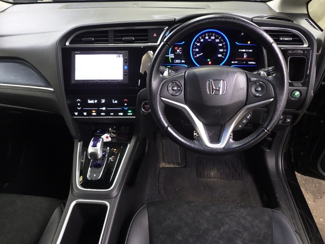 HONDA SHUTTLE 2016