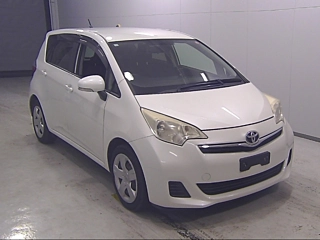 TOYOTA RACTIS 2012