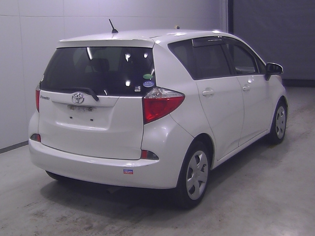 TOYOTA RACTIS 2012